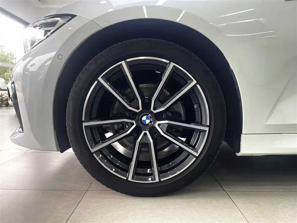 BMW 3 Series 2021 Second Facelift 325Li M Sport Package фото 8