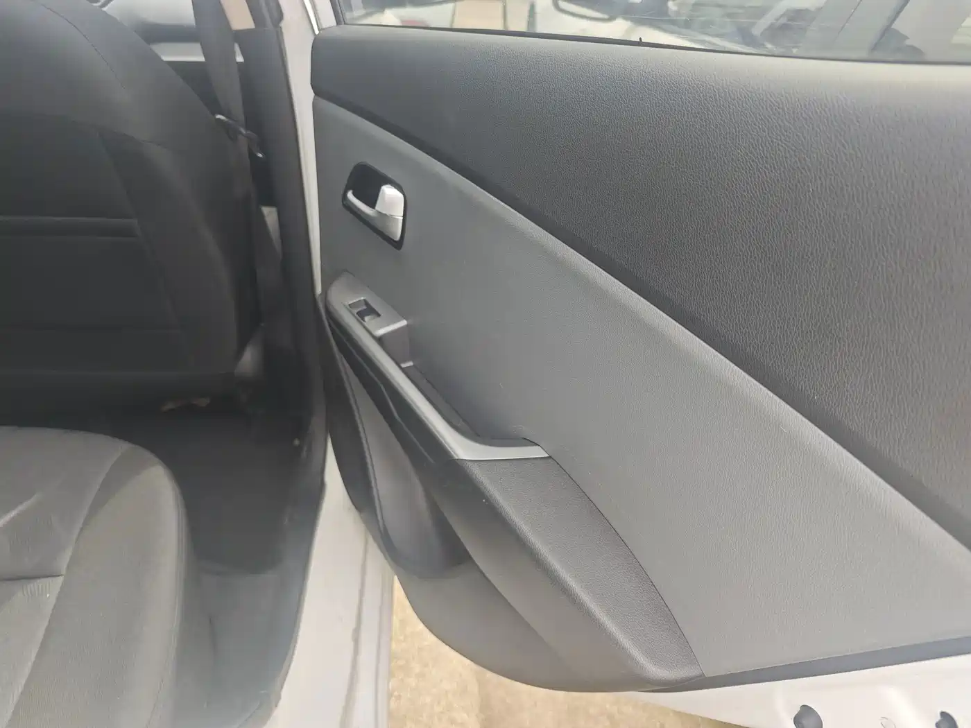 Kia K2 2017 2017 Sedan 1.4L AT GLS