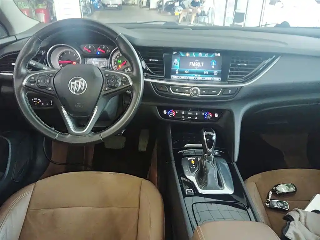 Buick Regal 2019 20T Elite China VI фото 10