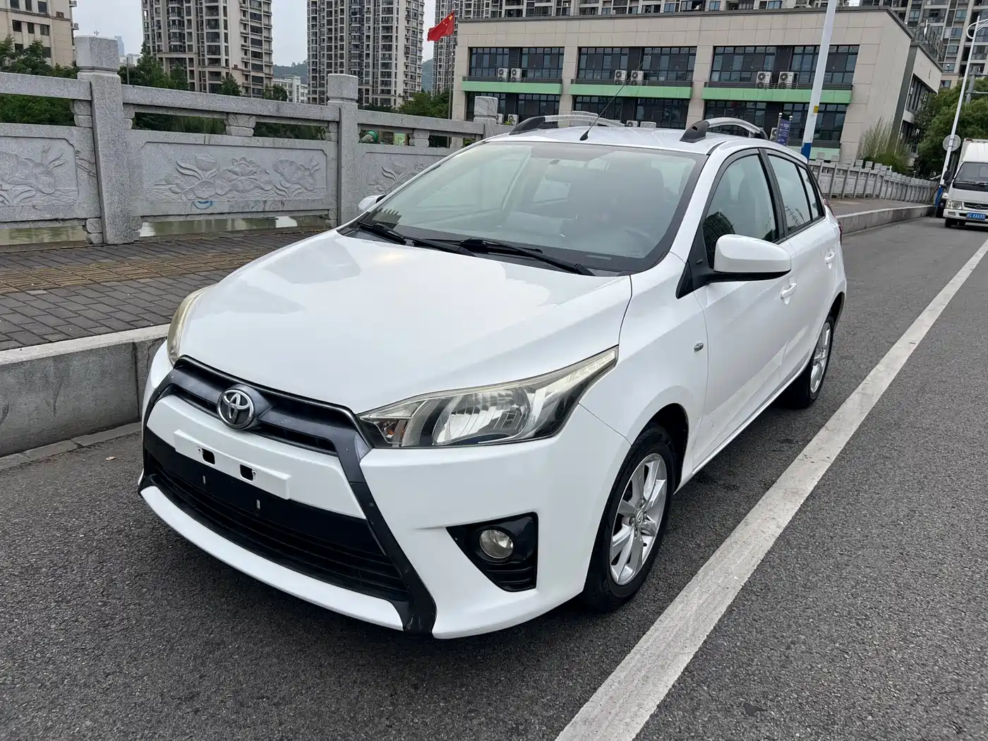 Toyota YARiS L Zhi Xuan 2014 1.5G Automatic Dynamic Edition
