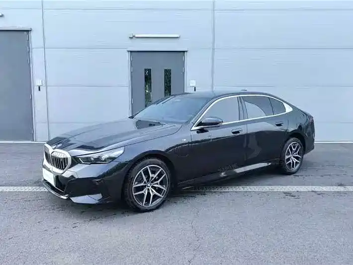 BMW i5 2025 2025 eDrive 35L M Sport Package