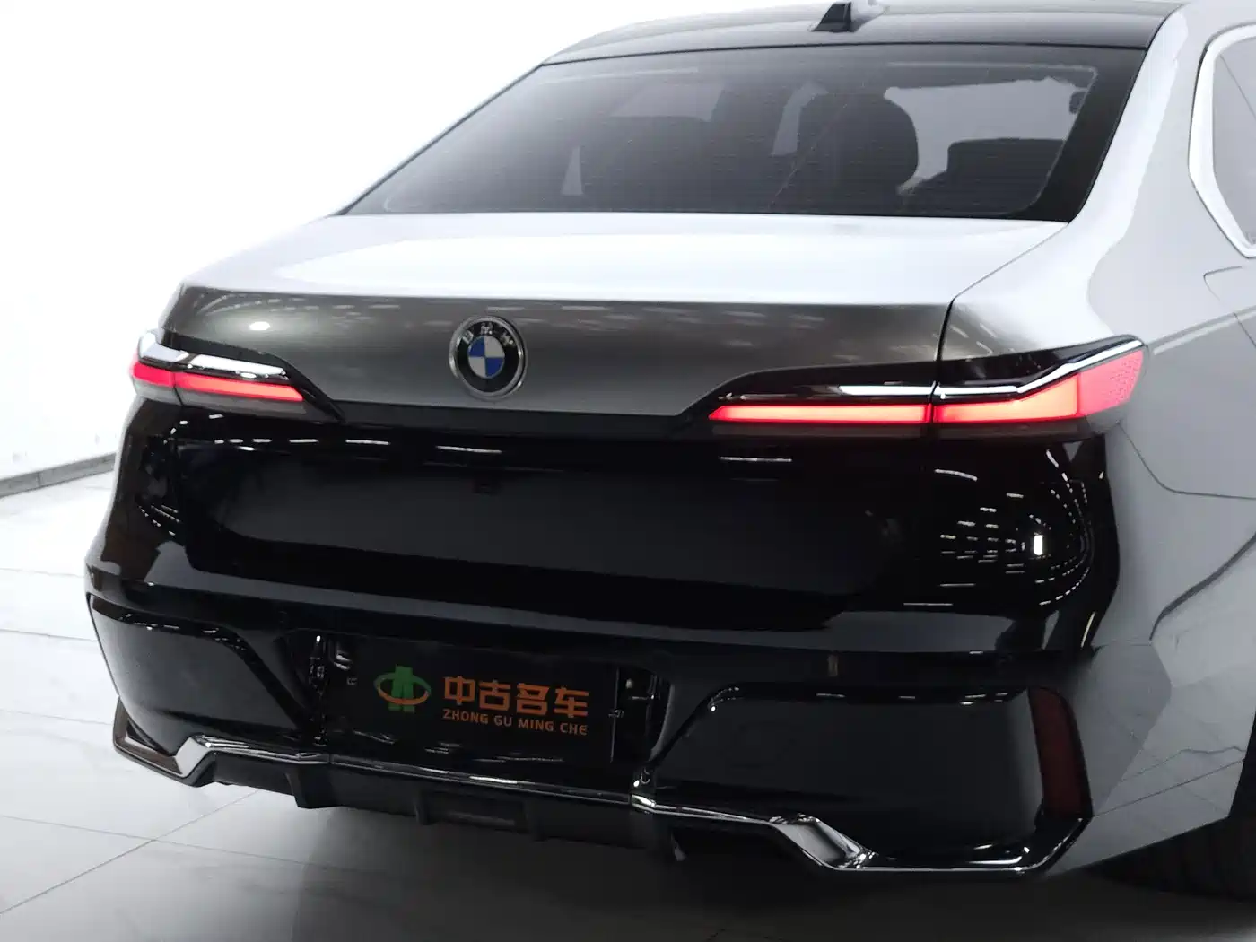 BMW 7 Series 2023 2023 Model 735Li M Sport Package