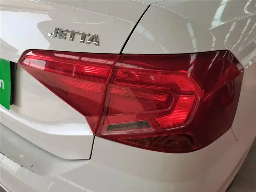 Volkswagen Jetta 2017 1.4L Manual Fashion фото 8