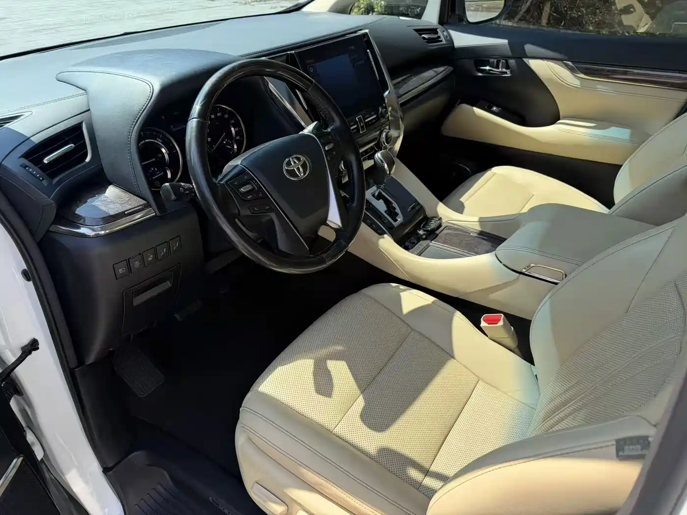 Toyota Vellfire 2021 2021 Crown Hybrid 2.5L HV Premium Edition