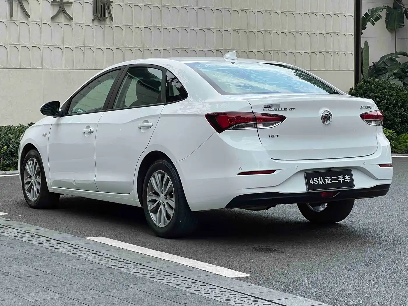 Buick Excelle 2019 18T Auto Connected Elite China VI фото 5