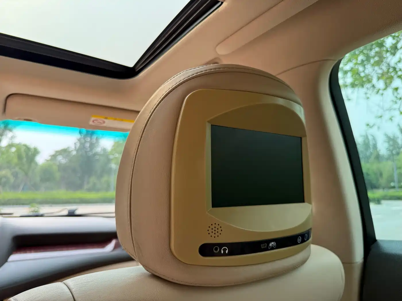 Toyota Crown 2010 2.5L Royal Leather Sunroof фото 18