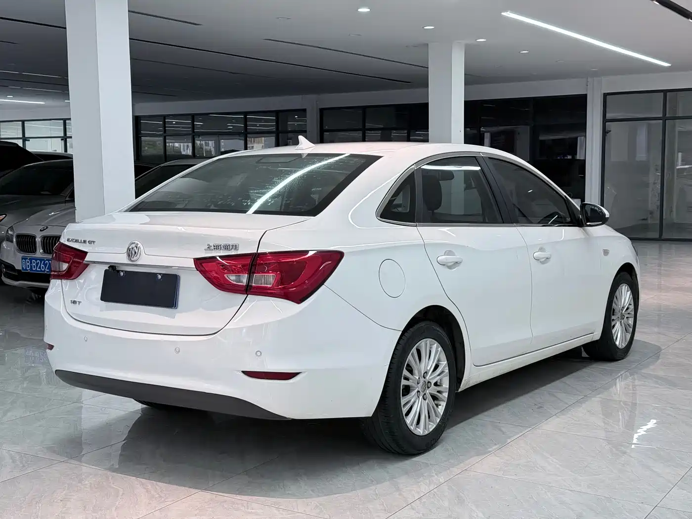 Buick Excelle 2015 18T Dual-Clutch Luxury фото 7