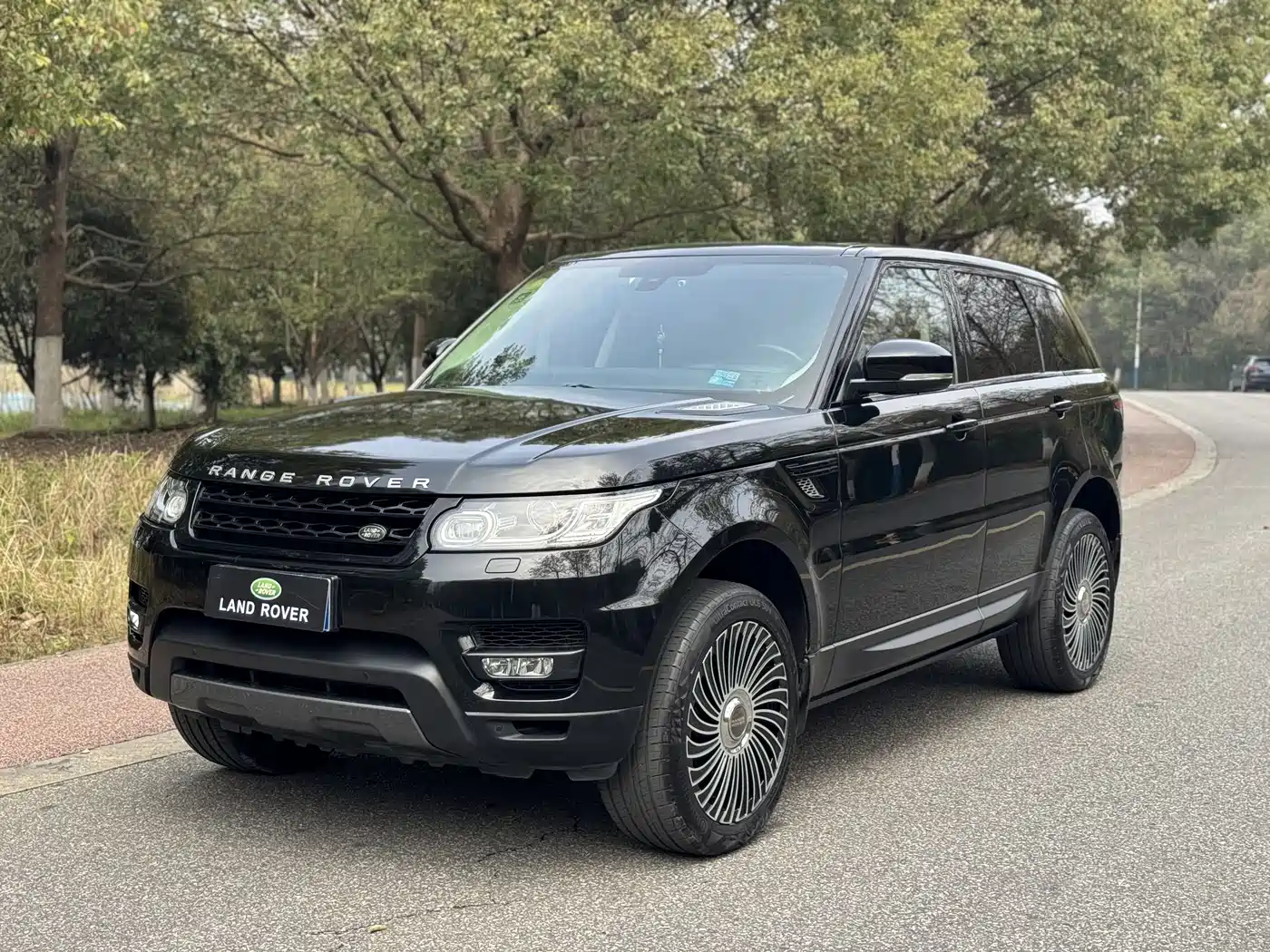Land Rover Range Rover Sport 2016 Model 3.0 SC V6 HSE DYNAMIC