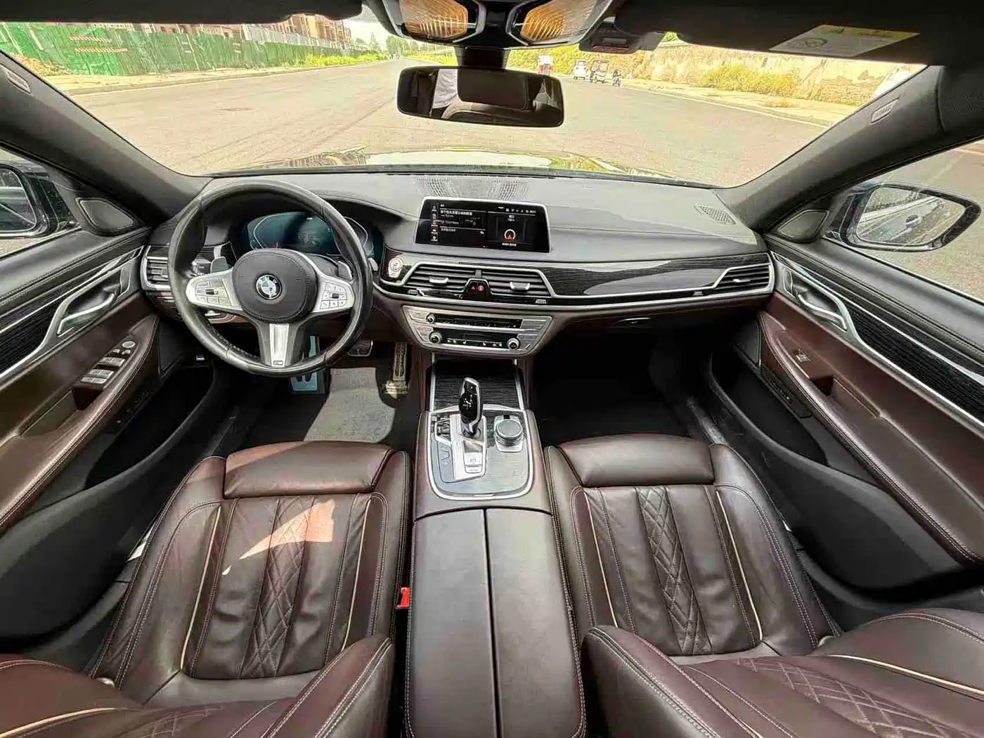 BMW 7 Series 2019 740Li Leading M Sport Package фото 4