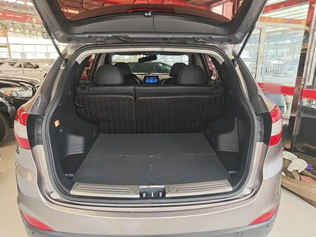 Hyundai Beijing Hyundai ix35 2013 2.0L Auto 2WD Smart GLS China IV фото 19