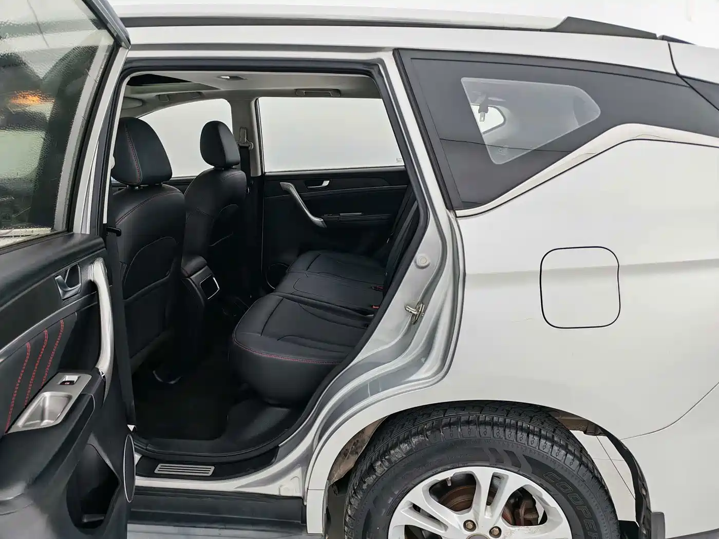 Haval M6 2017 2017 1.5T Automatic 2WD Elite