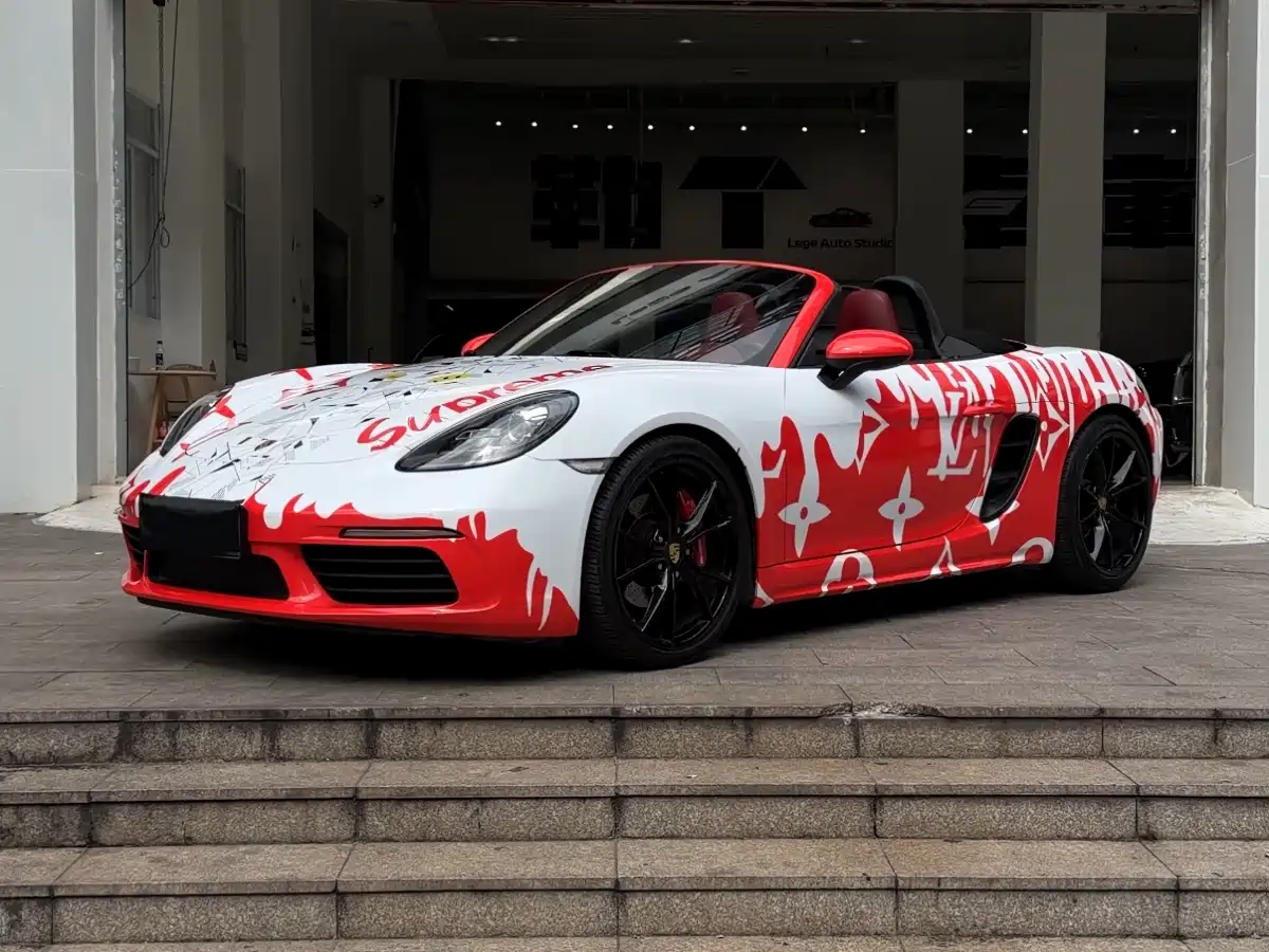 Photo 1 - Porsche 718