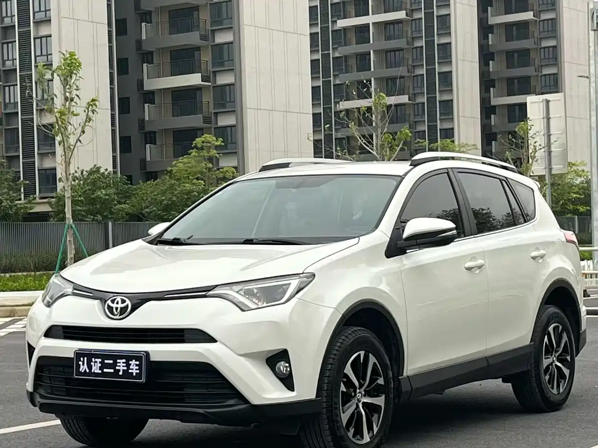 Toyota RAV4 Rongfang 2016 2.0L CVT 2WD Urban (China V)