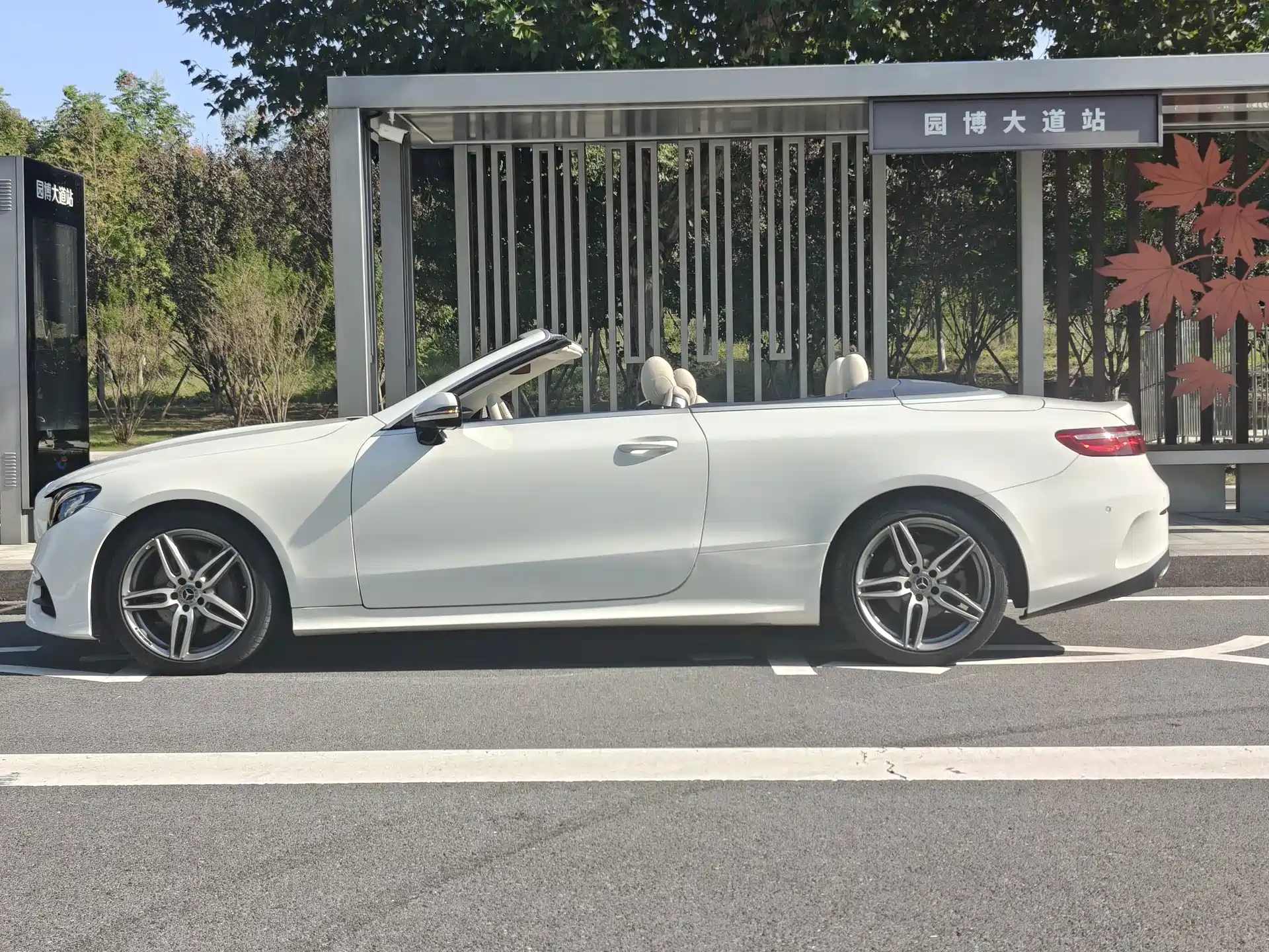 Фото 4 - Mercedes-Benz E-Class (Import)