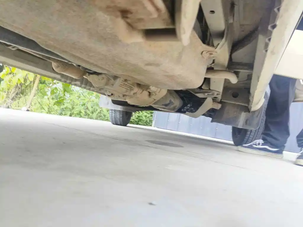 Wuling Motors Wuling Rongguang 2015 2011 1.2L Base Model