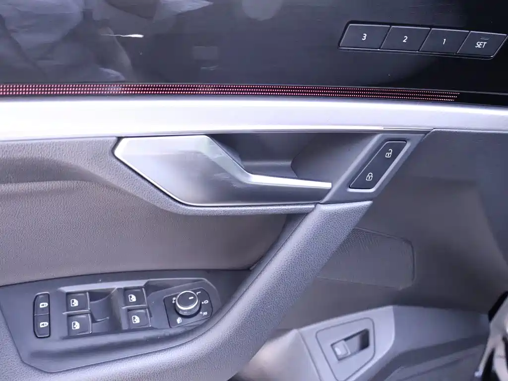 Volkswagen Touareg 2022 2022 3.0TSI Rui Xiang Edition Gloss Black Sport Package