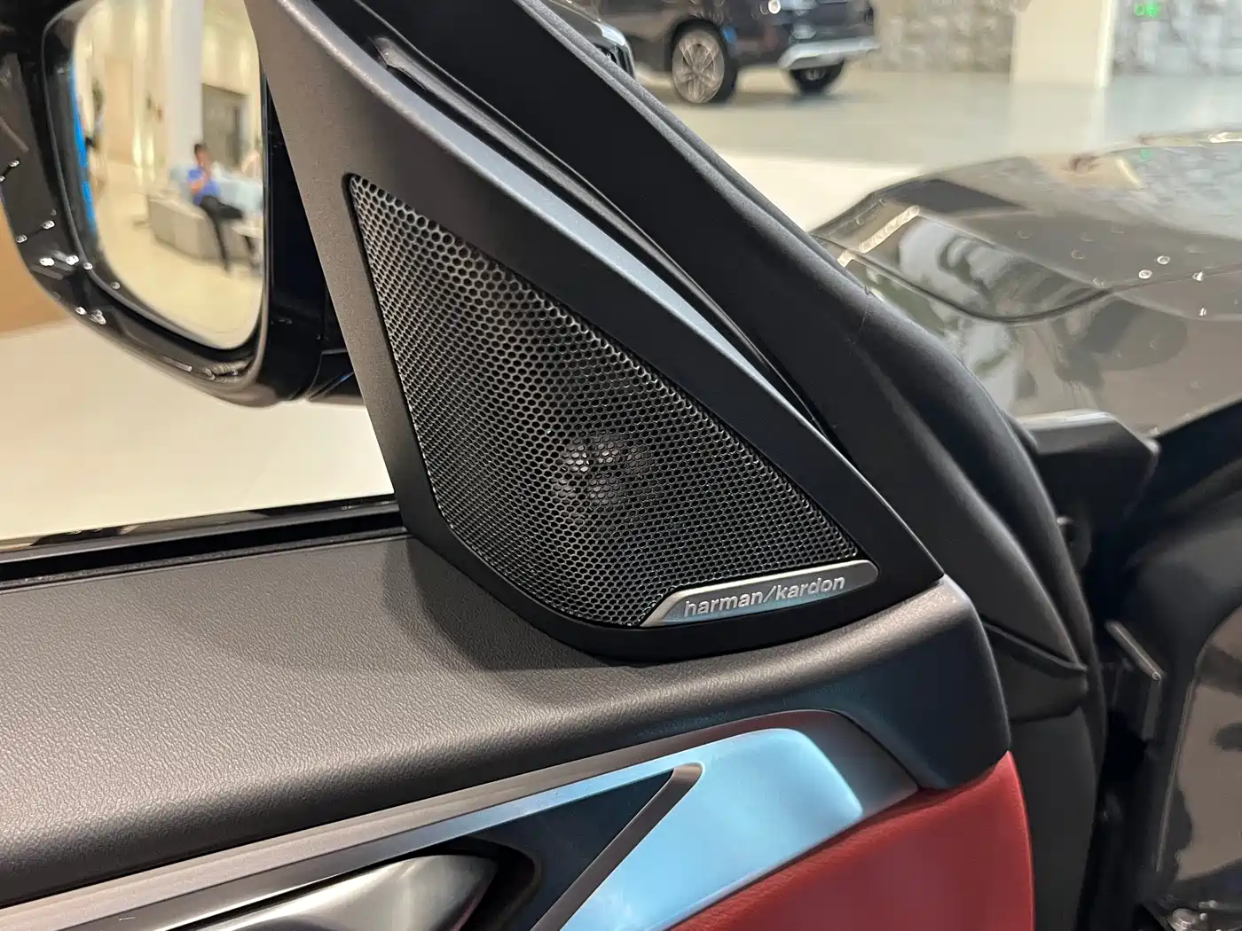 BMW 4 Series 2024 430i Gran Coupe M Sport Shadowline Package фото 5