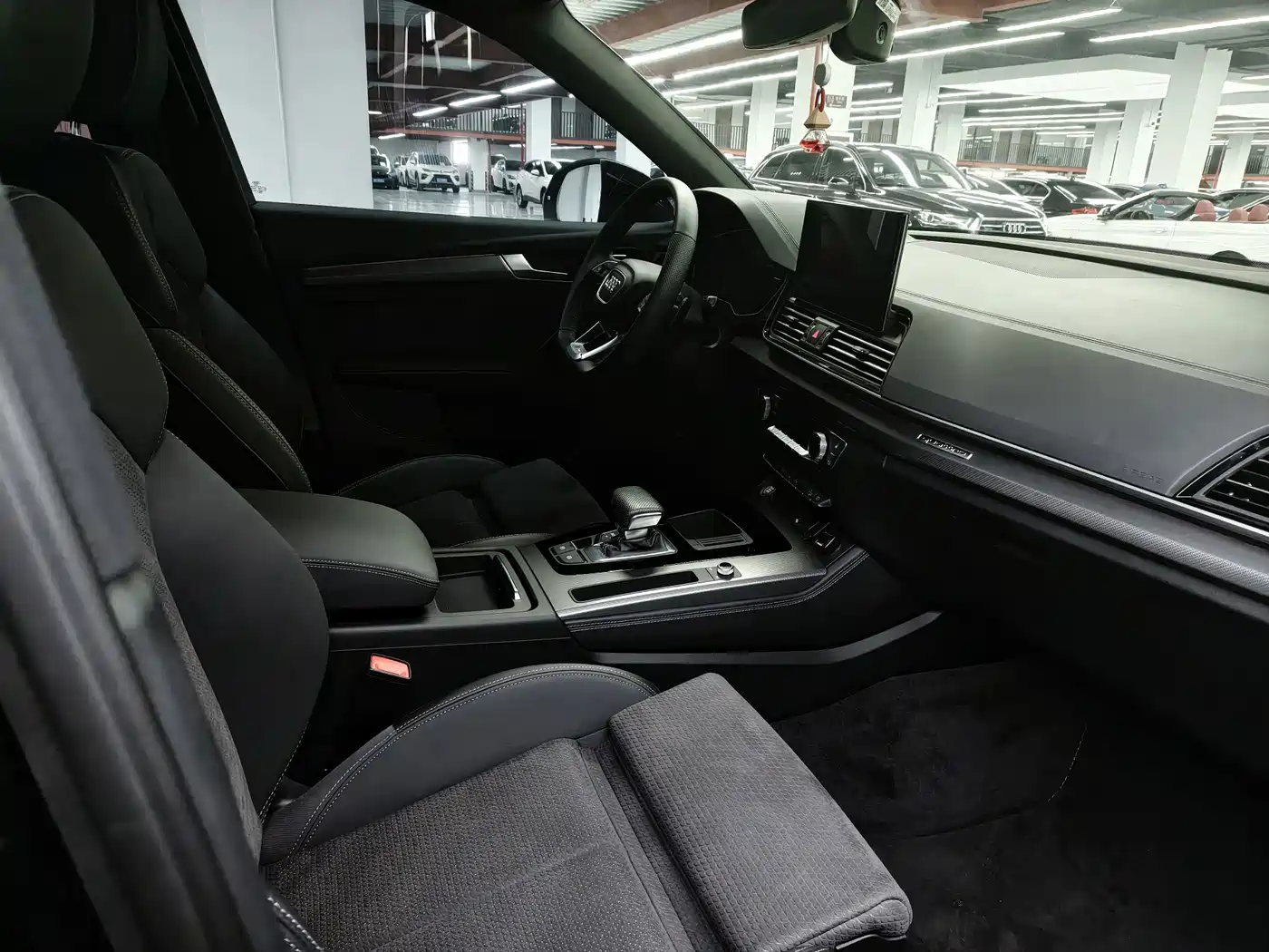 Audi Q5L Sportback 2024 2024 40 TFSI Luxury Version