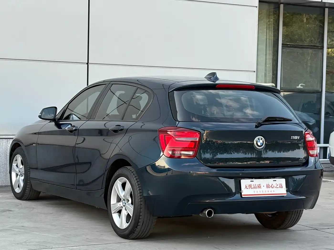BMW 1 Series (Import) 2012 118i Sport фото 6