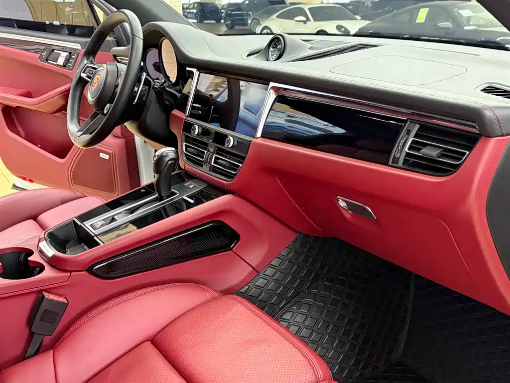 Porsche Macan 2023 Macan GTS 2.9T фото 4