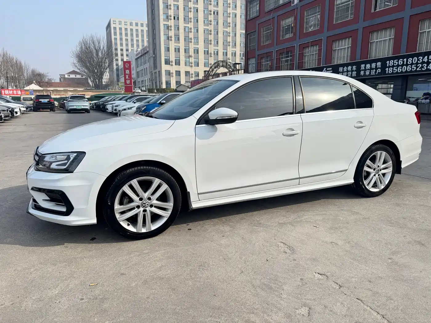 Volkswagen Sagitar 2018 280TSI DSG Spark Edition фото 7