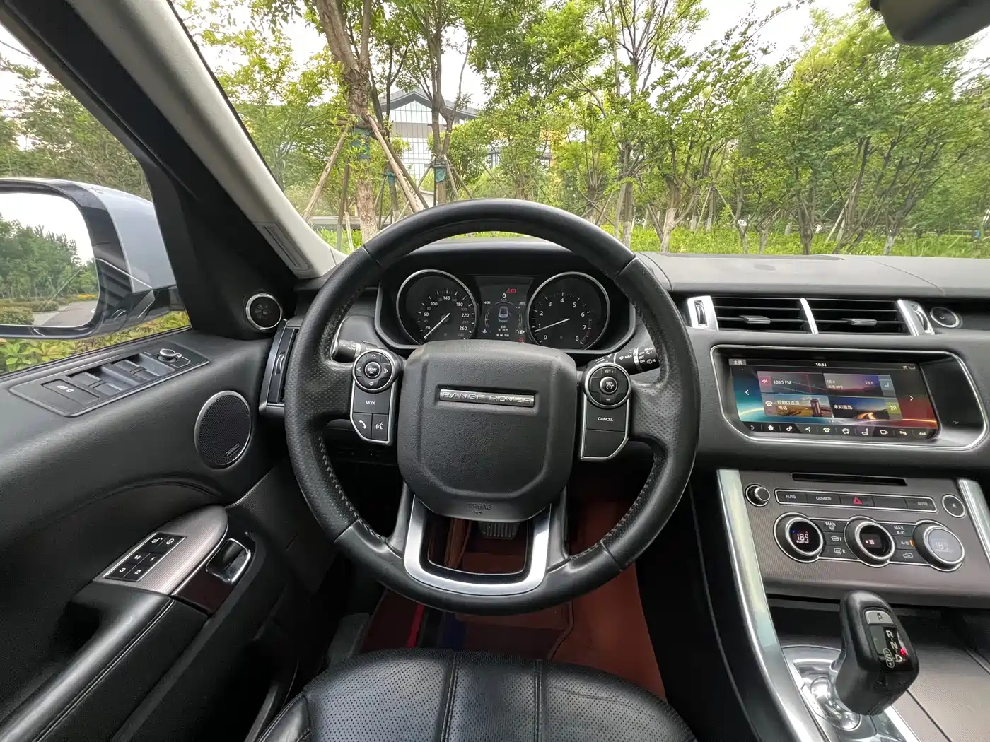 Land Rover Range Rover Sport 2017 3.0 SC V6 HSE фото 12