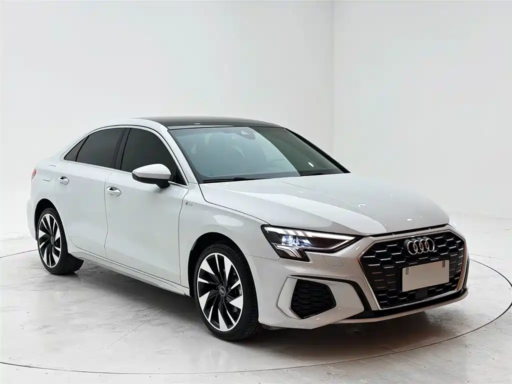 Audi A3 2023 Facelift A3L Limousine 35 TFSI Fashion Sport фото 3