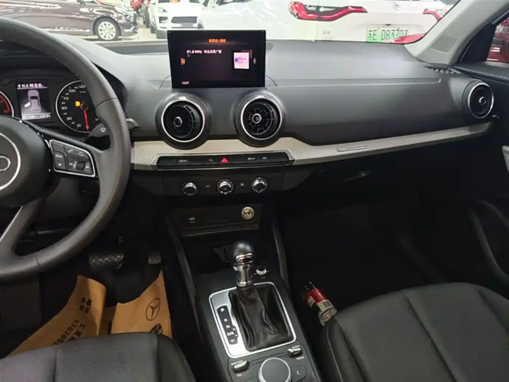 Audi Q2L 2020 35 TFSI Progressive Dynamic Model фото 13
