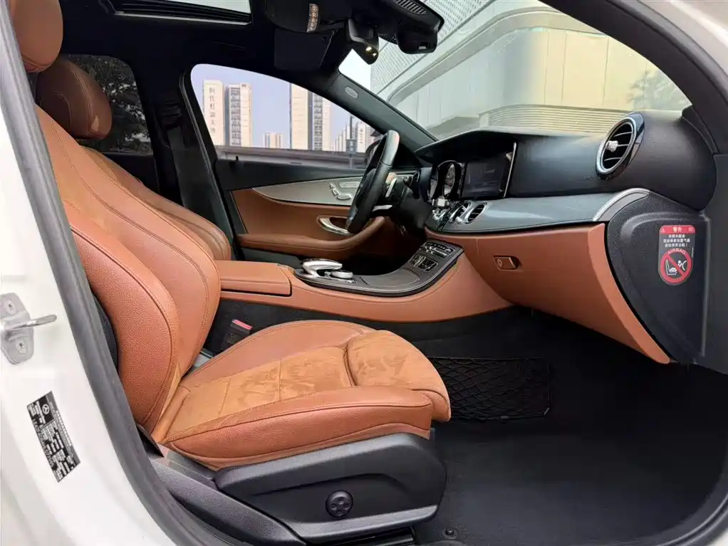 Mercedes-Benz E-Class 2017 E 200 Sport 4MATIC фото 19
