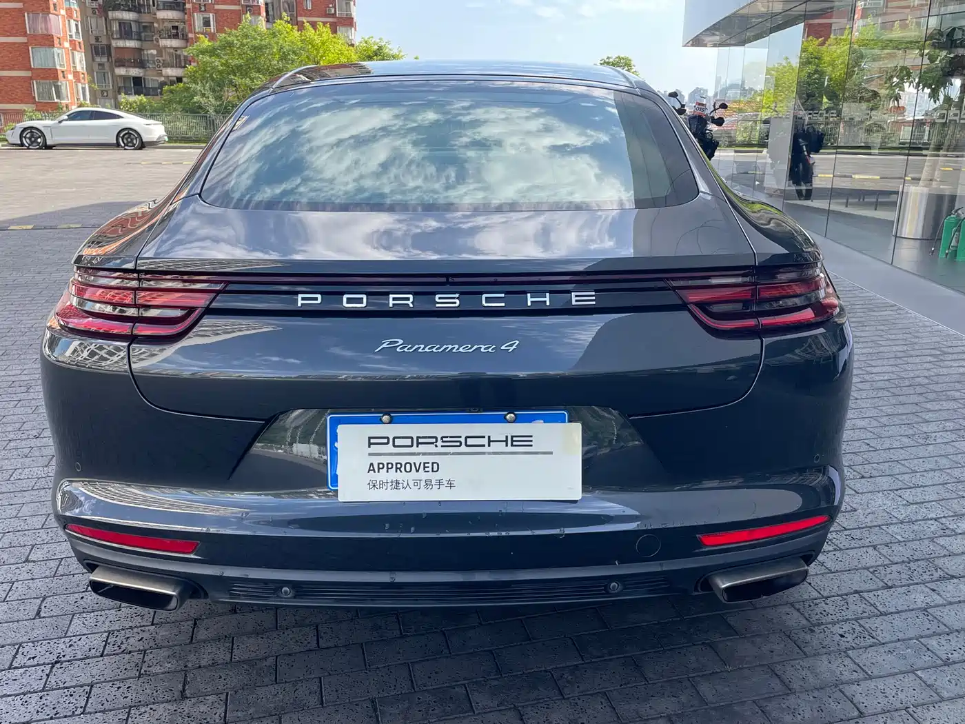 Porsche Panamera 2017 Panamera 4 Executive Long Wheelbase 3.0T фото 11