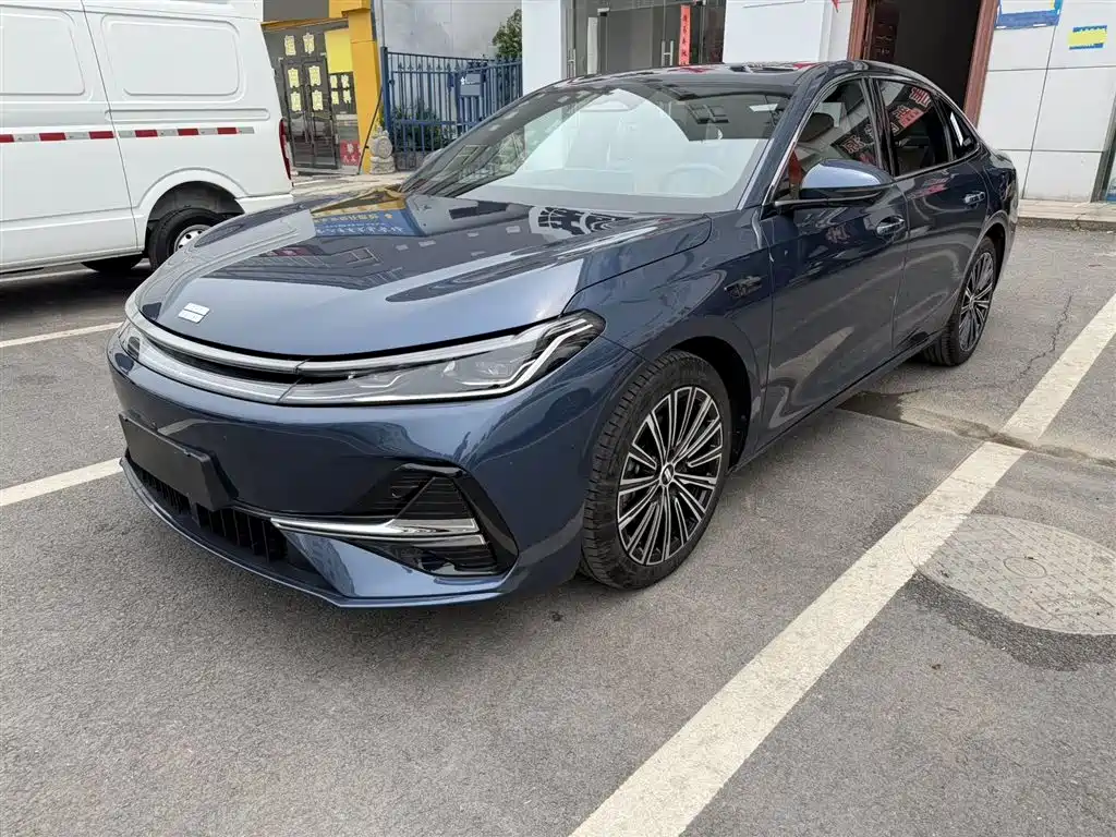 Geely Galaxy Galaxy A7 2025 EM-i