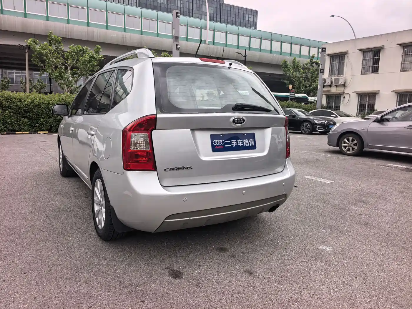 Kia Carens 2011 2.0L 7-Seater Automatic Luxury фото 6
