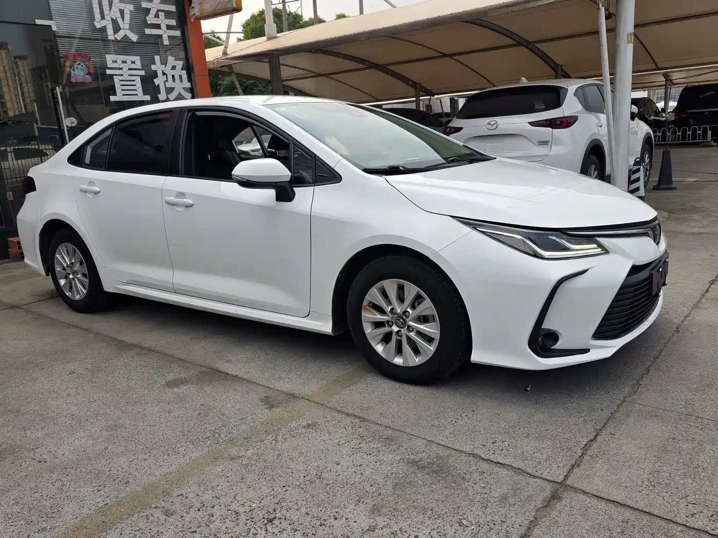 Toyota Corolla 2023 1.5L Pioneer Edition фото 2