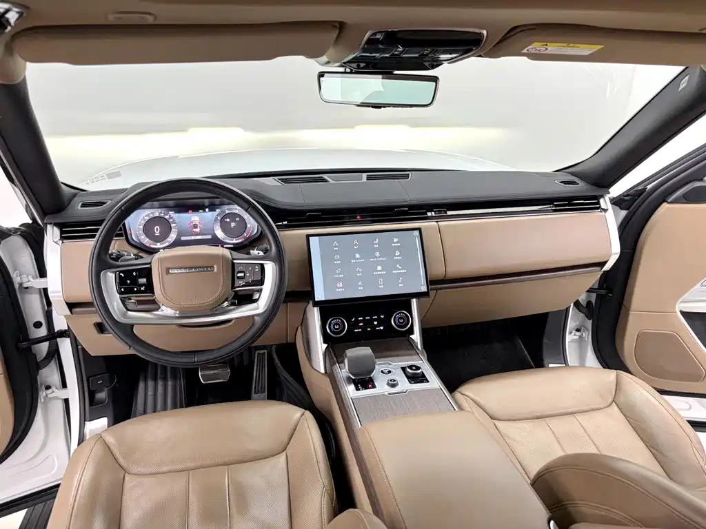 Land Rover Range Rover 2023 2023 3.0 L6 360PS Golden Age Edition