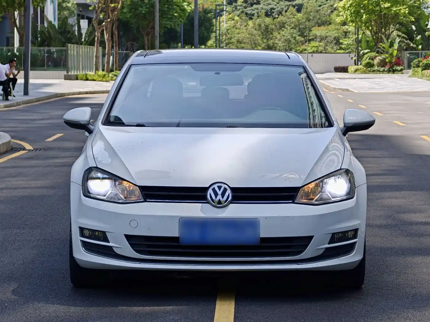Volkswagen Golf 2015 1.6L Automatic Comfort фото 2