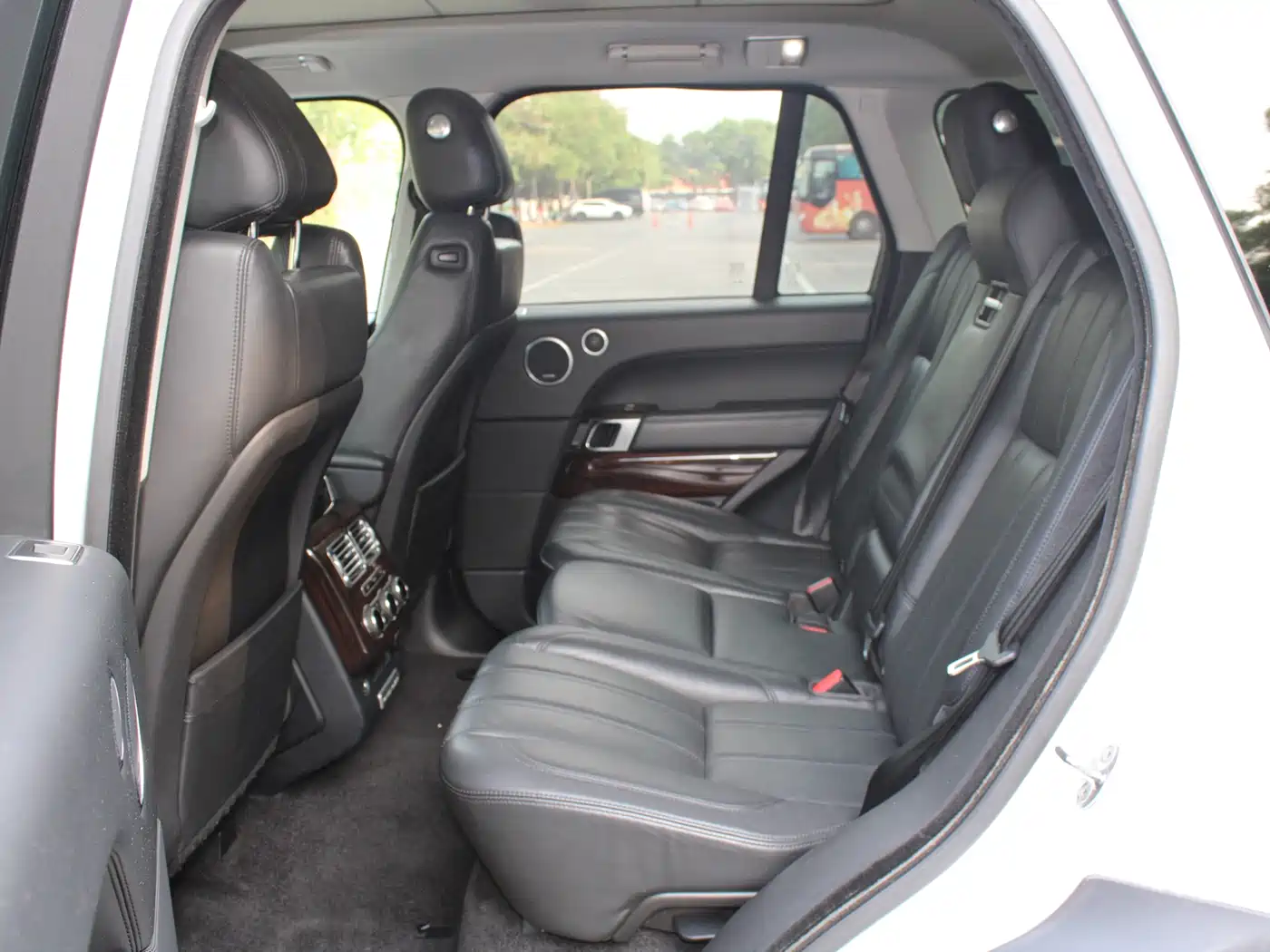Land Rover Range Rover 2013 NA 5.0 V8 Vogue SE фото 11