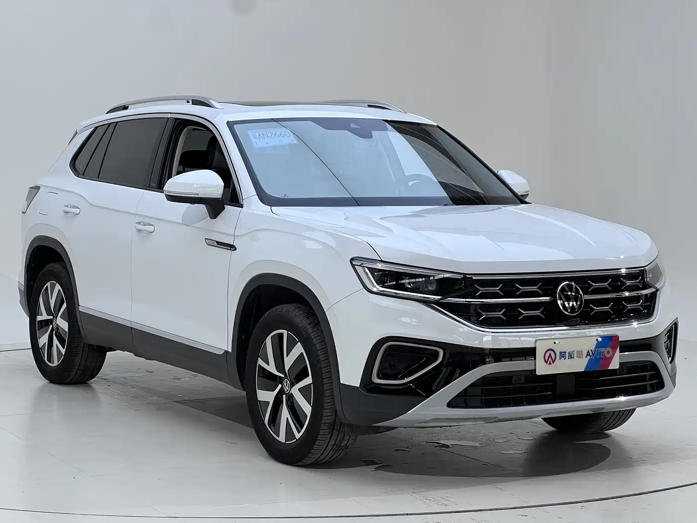 Volkswagen Tayron 2023 280TSI 2WD Luxury Plus Advanced Edition фото 3