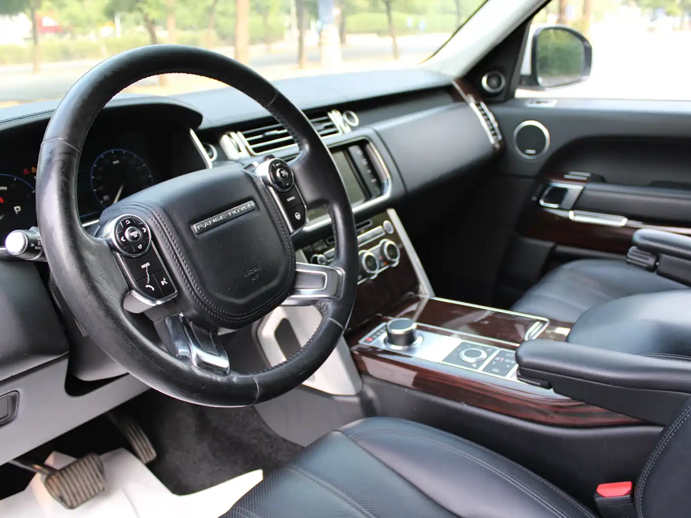 Land Rover Range Rover 2013 NA 5.0 V8 Vogue SE фото 19