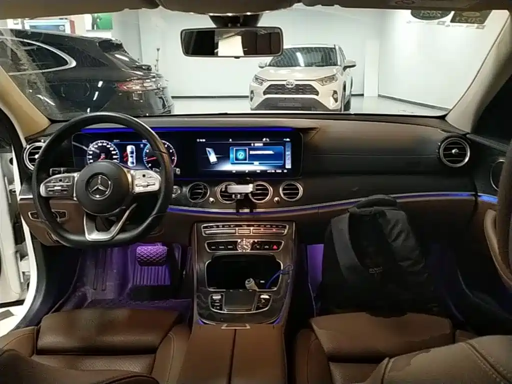 Mercedes-Benz E-Class 2019 E 200 L Sport фото 10
