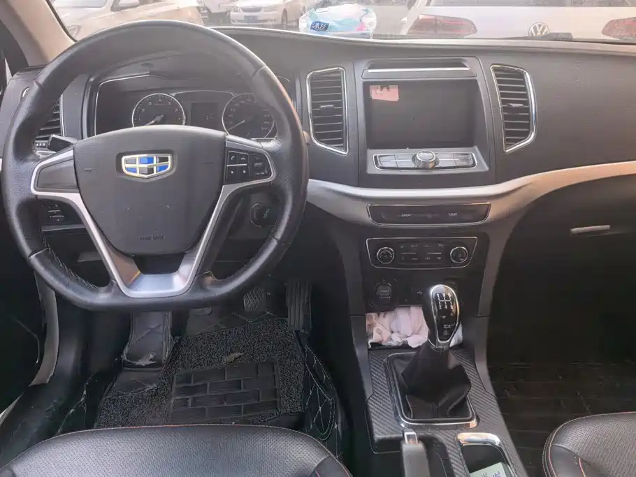 Фото 12 - Geely Vision