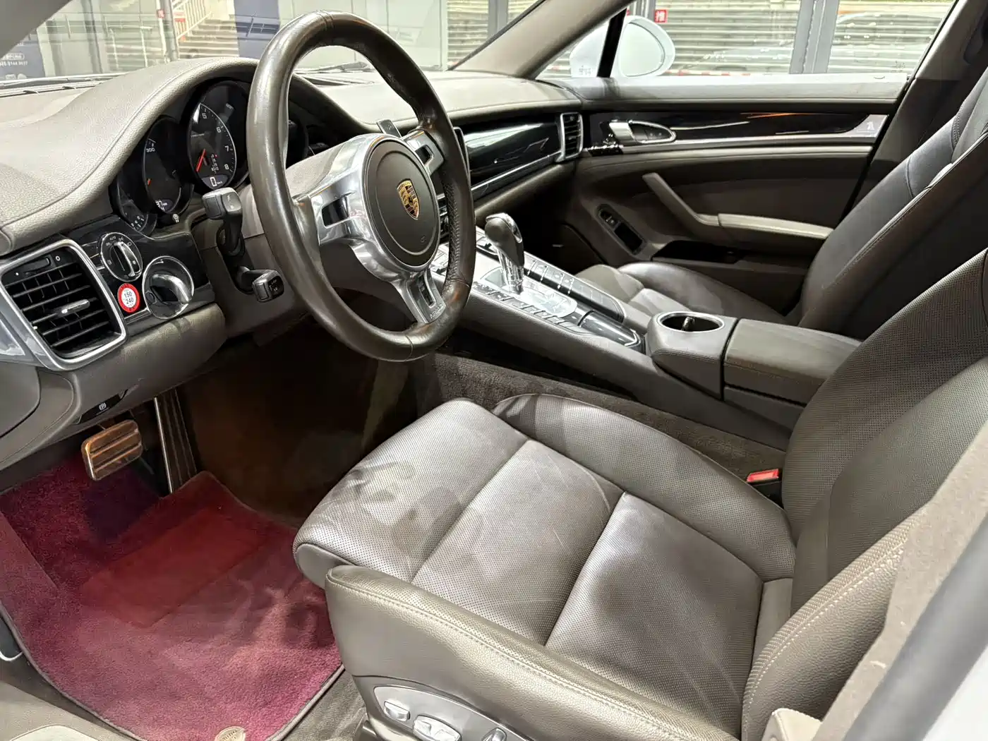 Porsche Panamera 2016 Panamera Edition 3.0T фото 8