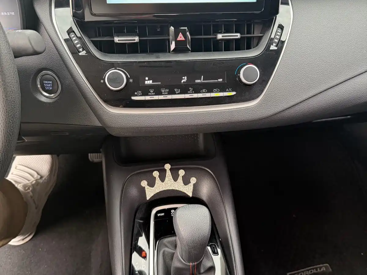 Toyota Corolla 2021 1.2T S-CVT Elite PLUS Edition фото 8