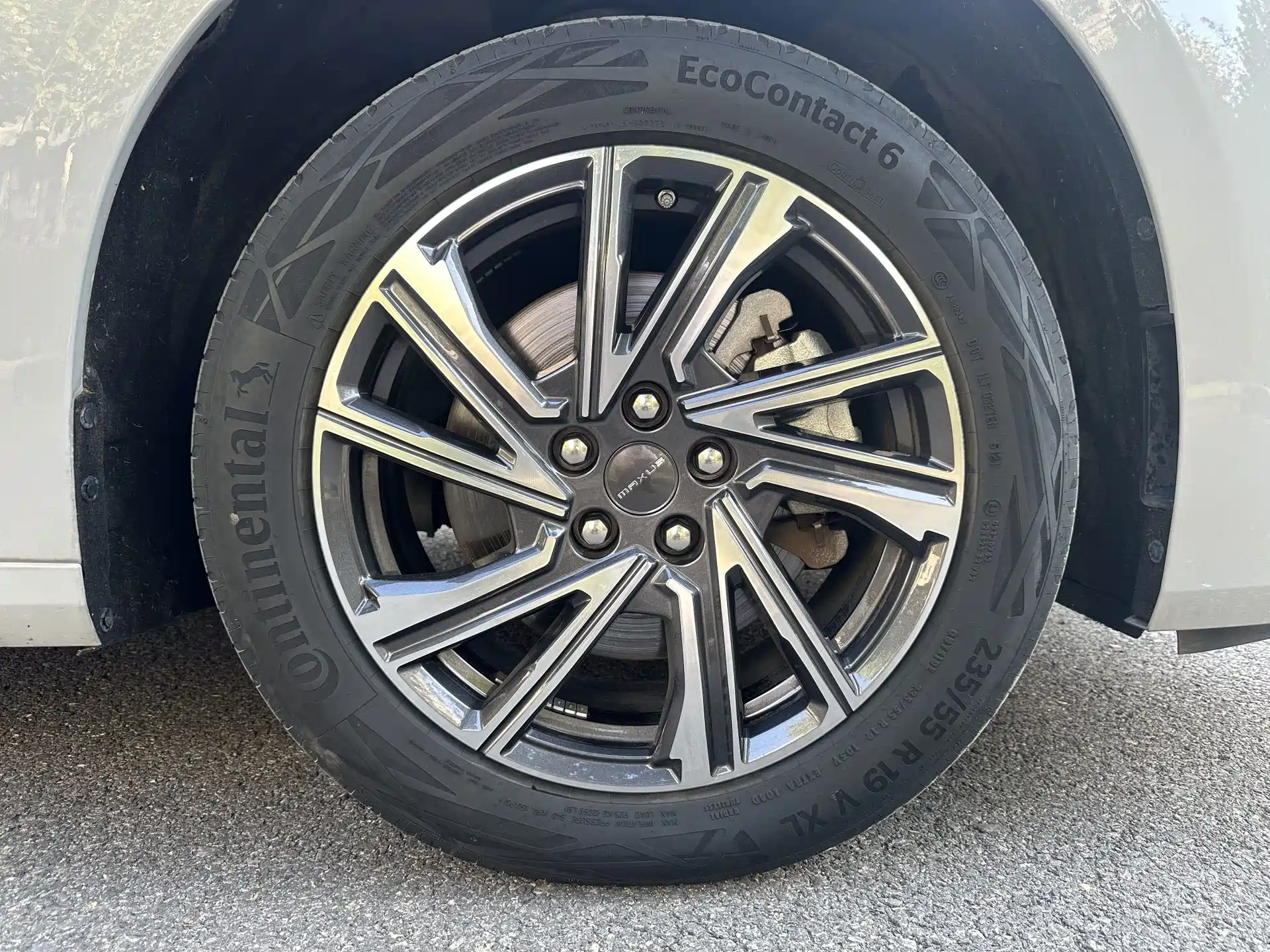 Фото 32 - Maxus Maxus G90