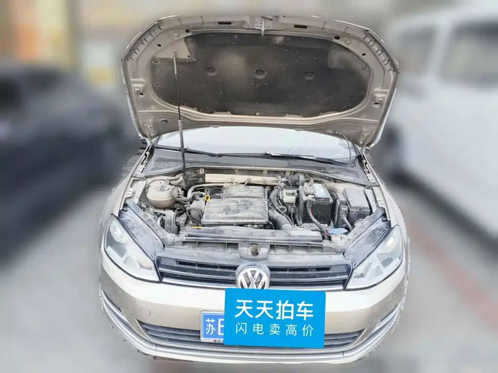 صورة 3 - Volkswagen Golf