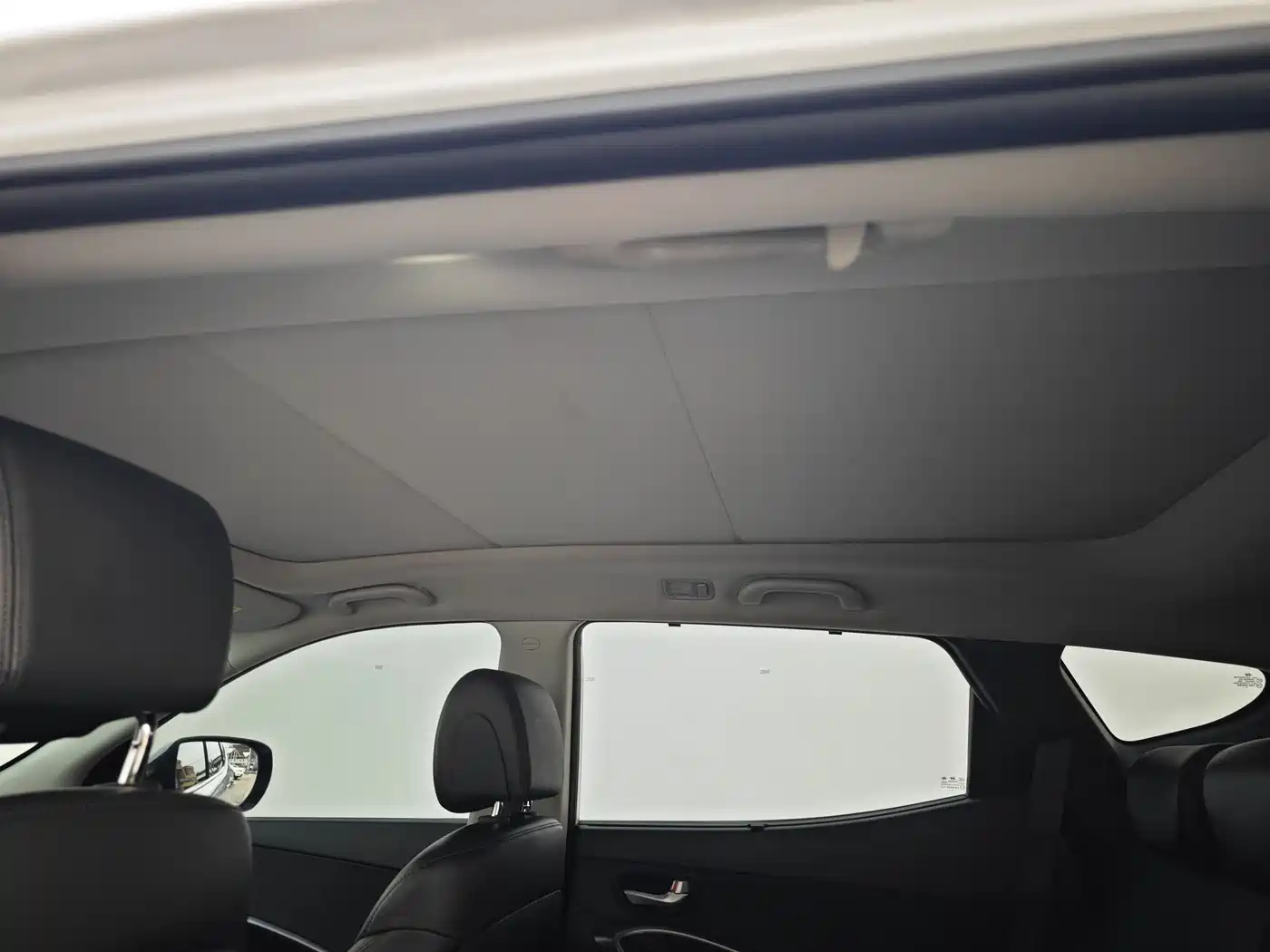 Hyundai Santa Fe 2013 Model 2.4L Automatic 2WD Smart фото 17