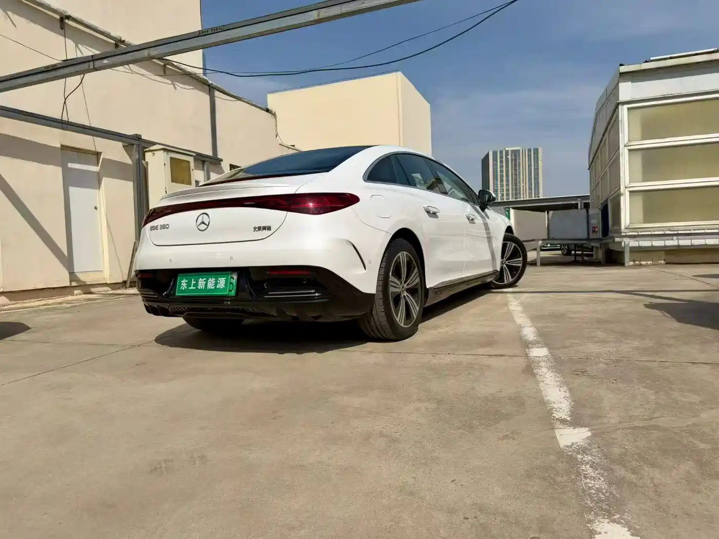 Mercedes-Benz EQE 2022 350 Luxury Edition фото 7