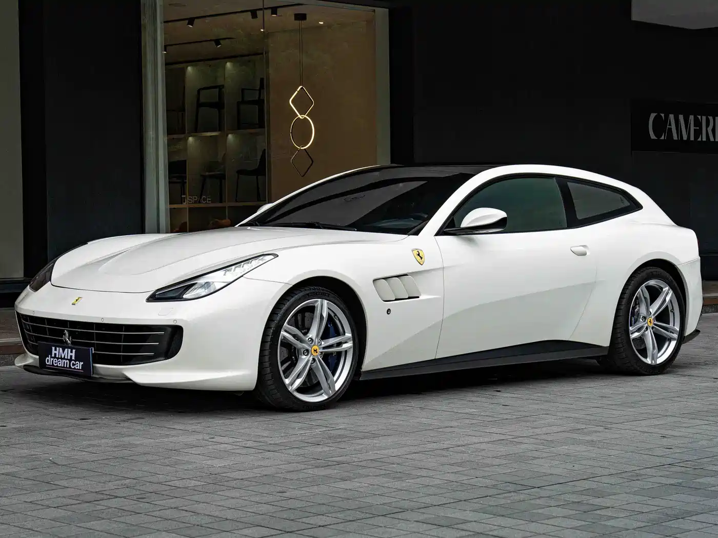 Ferrari GTC4Lusso 2018 2016 6.3L V12
