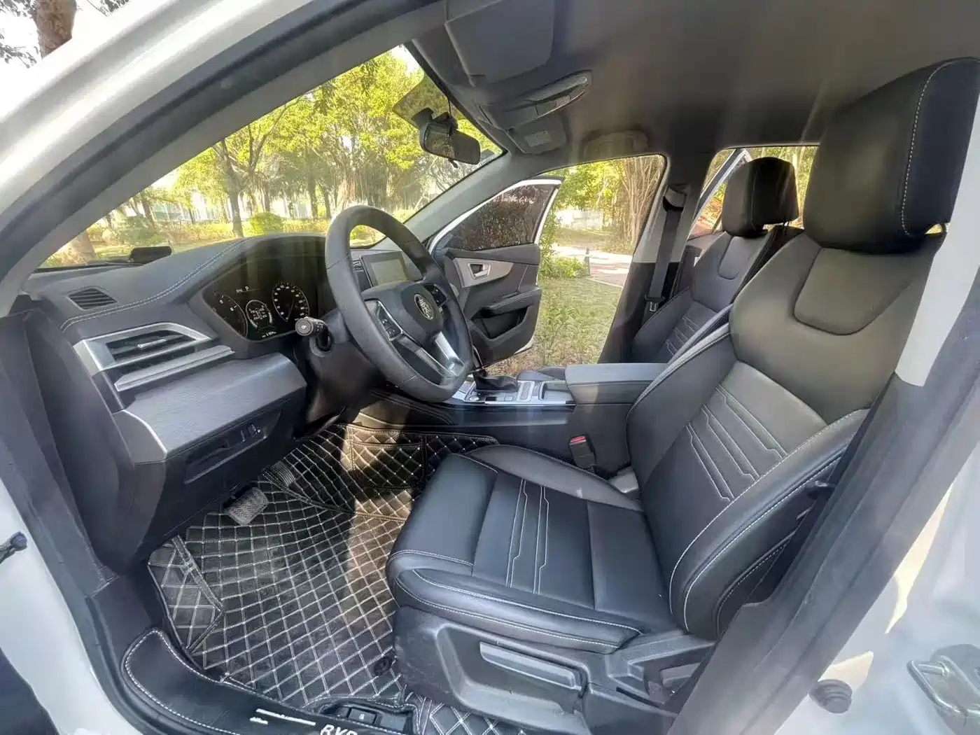 BYD Qin 2019 1.5L Automatic Luxury Edition фото 4