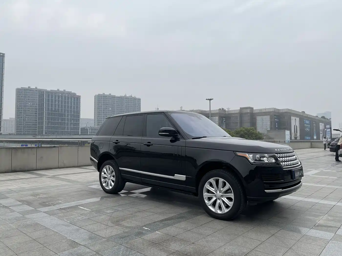 Land Rover Range Rover 2017 3.0 SC V6 Vogue фото 3