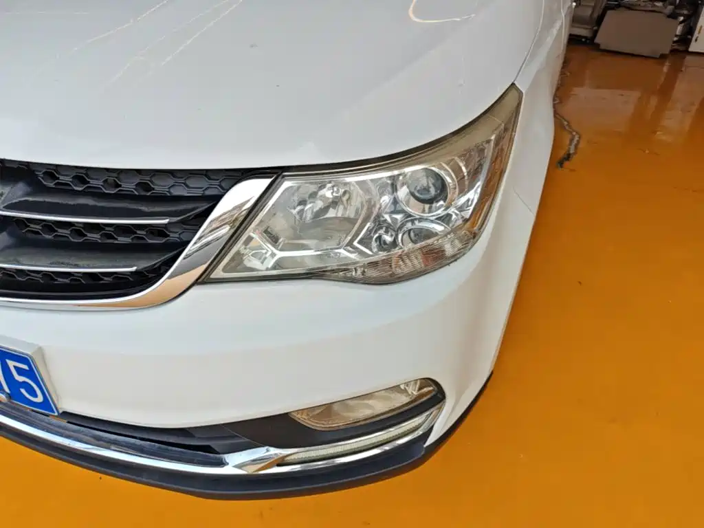 Baojun 730 2018 2016 1.5L Manual Comfort 7-seater China V